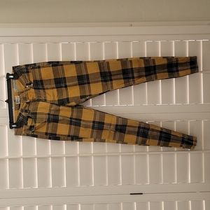 Jeans BLACK AND GOLD PLAID.  Size 6 (27) women's By ROCKS & Indigo